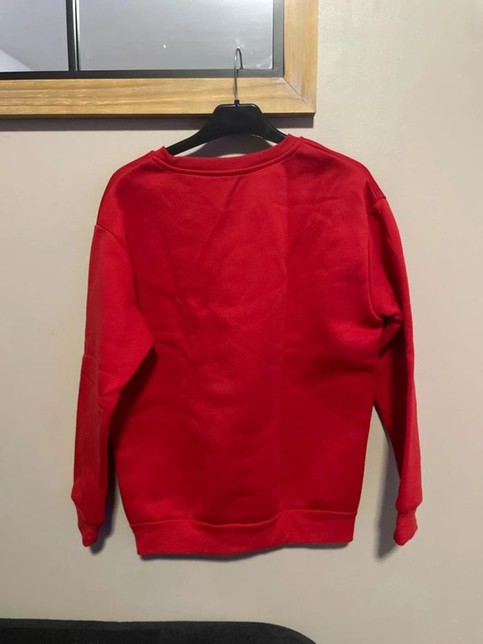 Sweat rouge - photo numéro 2