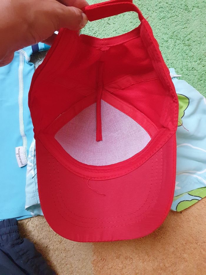 Lot 2 maillots de bain + 1 tee-shirt + 1 casquette - garçon- 3-4 ans - photo numéro 9