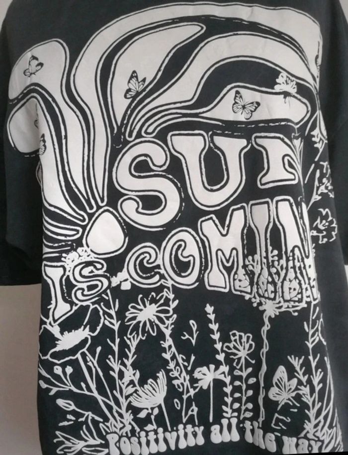 Tee-shirt large Jennyfer taille S - photo numéro 3