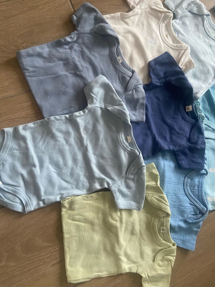 Lot 9 bodies - photo numéro 2