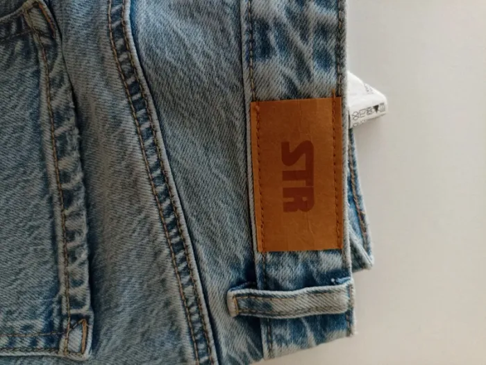 jeans flare Stradivarius femme taille 36 - photo numéro 3