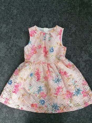 Robe doublée taille 134