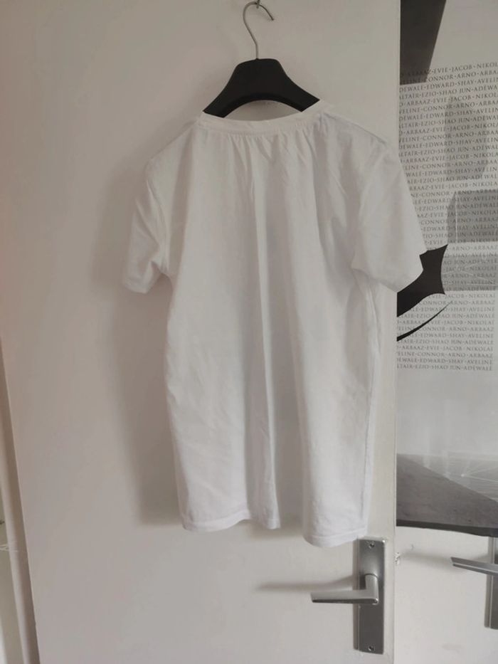 Tee-shirt sans marque 40 - photo numéro 3