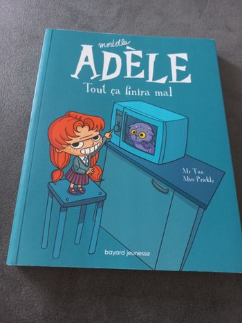 Livre bd mortelle adèle tome 1