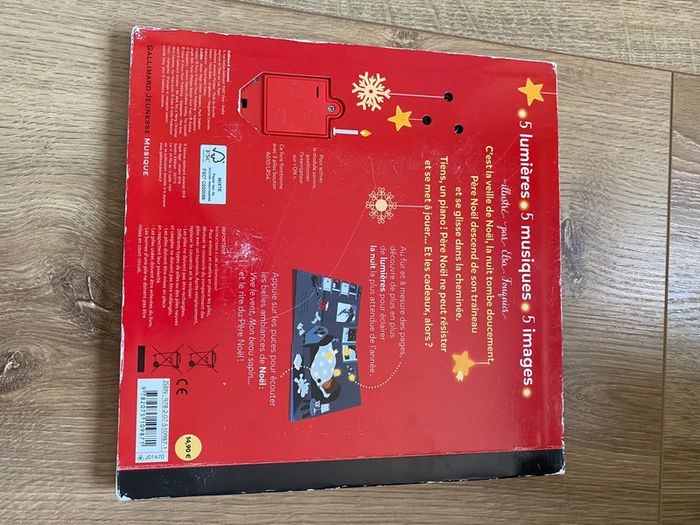 Livre musical et lumineux la nuit de noël - photo numéro 6