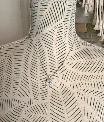 Collier argenté et fausse Pierre lettre R (0623