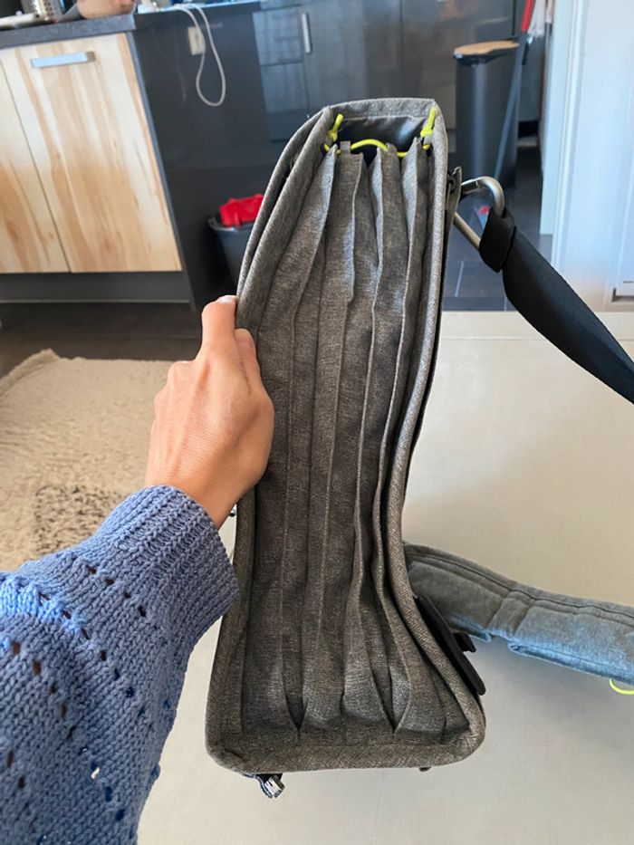 Sac bandouliere Ikea Family gris pour PC - photo numéro 2
