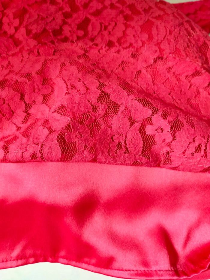 Robe en dentelle fuchsia – Rinascimento – T. M - photo numéro 9