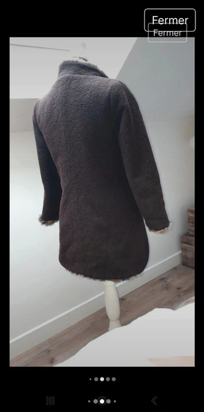 Manteau réversible marron
fausse fourrure léopard Kenzo ; - photo numéro 13