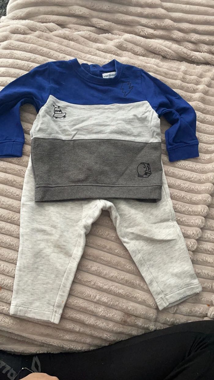 Ensemble jogging 12 mois