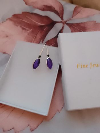 Boucles d'oreilles bohèmes vintages argentées et violettes