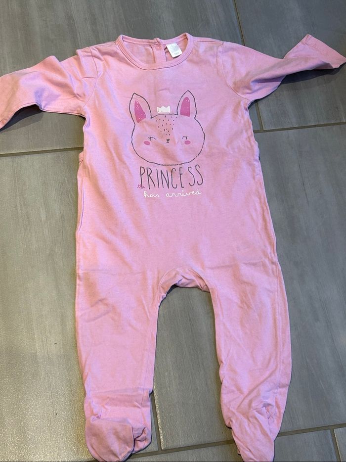 Lot de 7 pyjamas chauds  fille en 18 mois - photo numéro 2