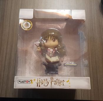 Pop figurines 