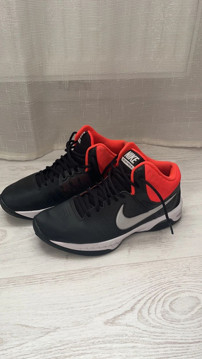 Baskets de sport Nike air visi pro 6