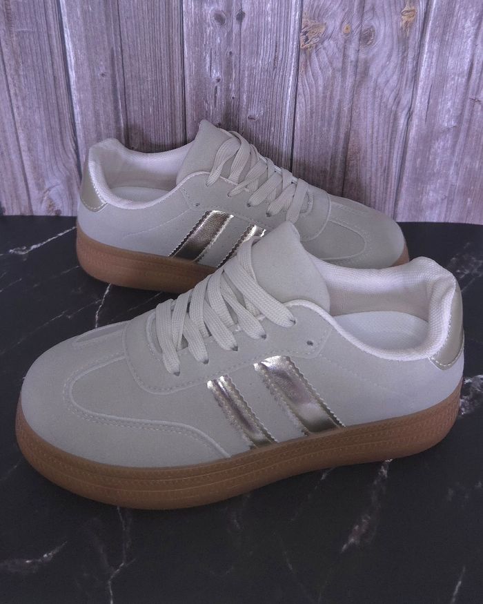 Baskets femmes beige tendances - Taille 40 - NEUVES 🌟