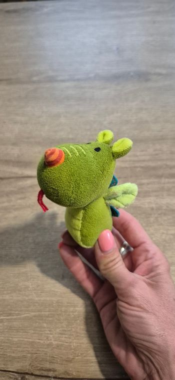 Mini hochet tissus Walter le dragon