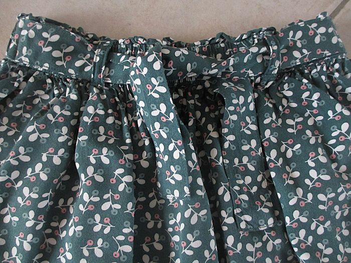 Jupe demi-saison ou été fille Okaïdi - 8 ans - photo numéro 2