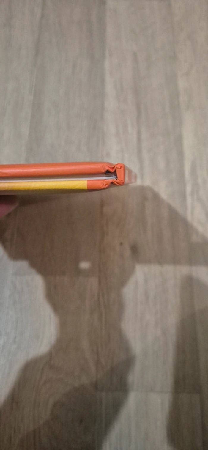 Livre - je découvre et je comprends les châteaux forts - photo numéro 6