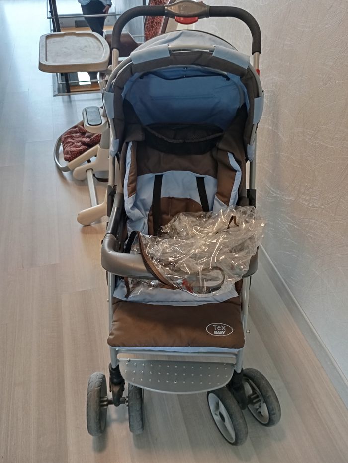 Poussette - photo numéro 2