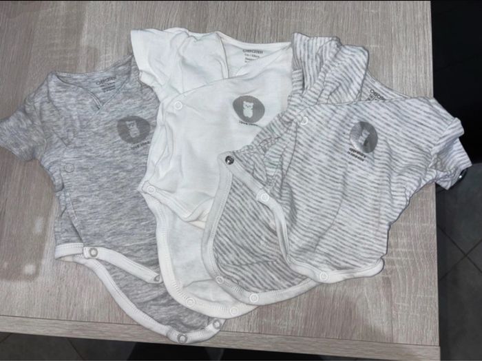 Lot de 3 bodies 1 mois