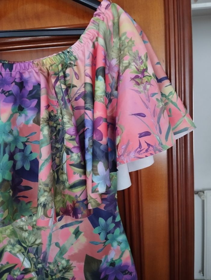 Robe neuve taille 36 - photo numéro 3