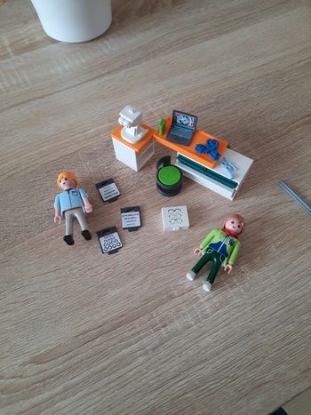 Ophtalmologue playmobil 70197