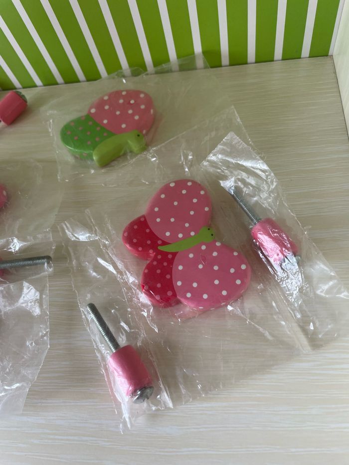 Cadres atmosphera et boutons de tiroirs - photo numéro 3