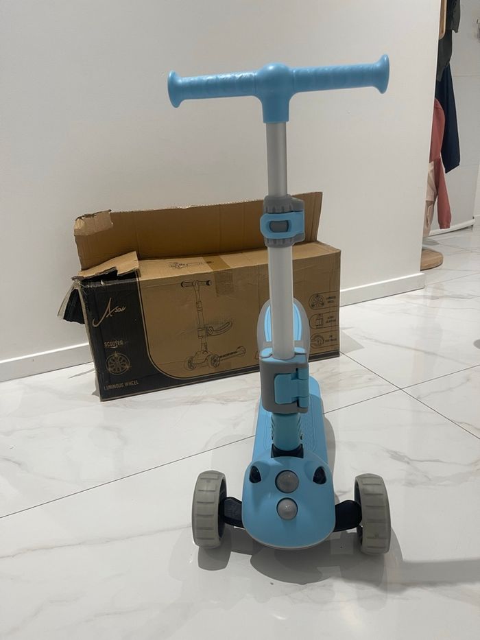 Trottinette - photo numéro 3