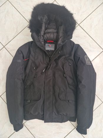 DOUDOUNE HELVITICA MOUNTAIN