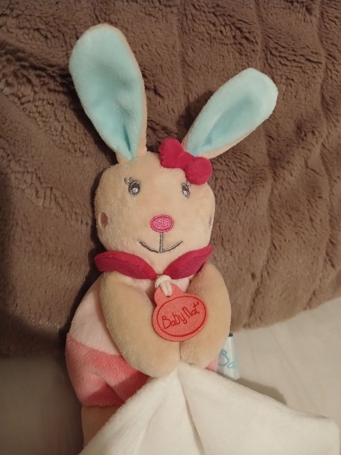 Doudou lapin +mouchoir - photo numéro 2