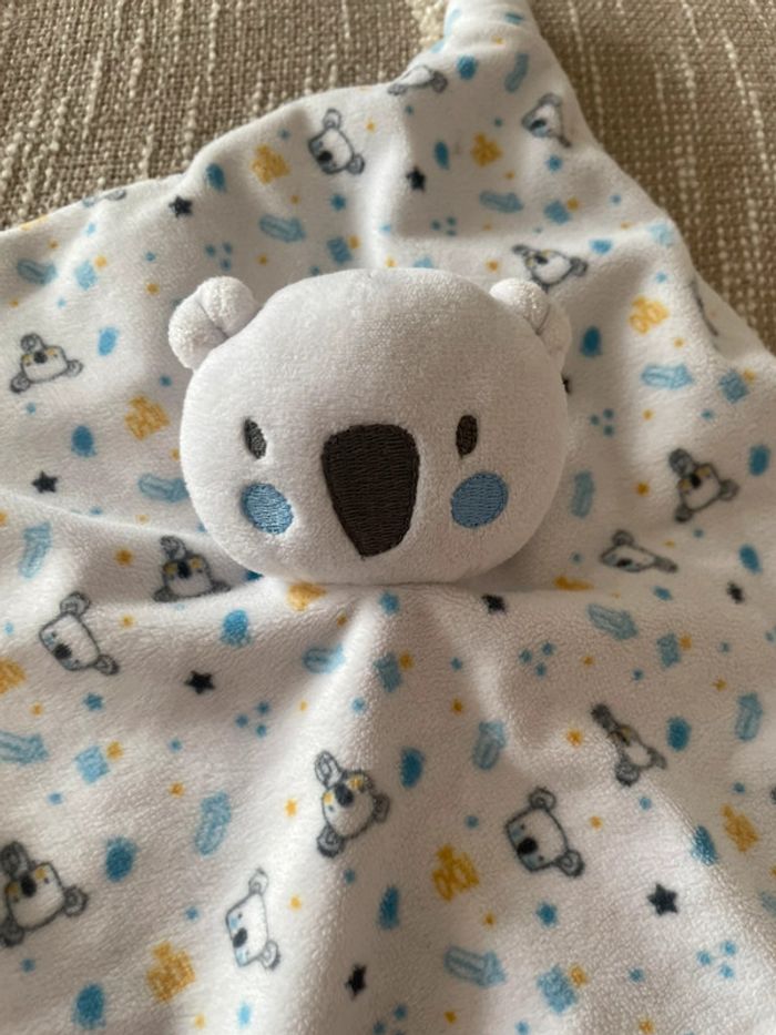 Peluche doudou plat 24cm orchestra koala blanc et bleu parfait état - photo numéro 2