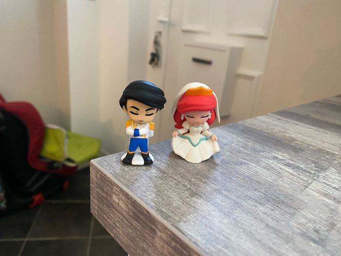 Figurine ariel la petite sirène et eric Disney