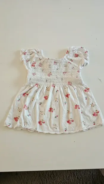 Petite robe blanche fleurie 6mois