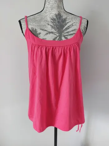 Haut à bretelles Fushia