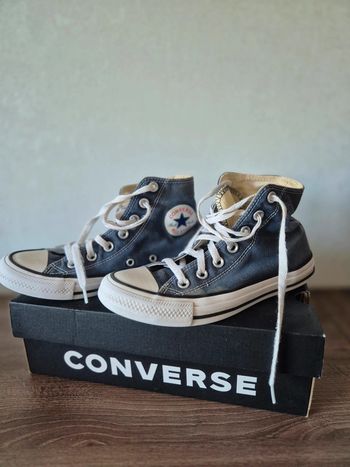 Converse Navy pointure 36 avec boîte d'origine
