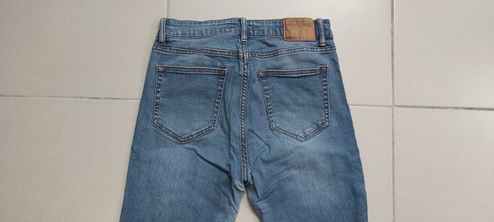 Jeans troué 40 - photo numéro 8