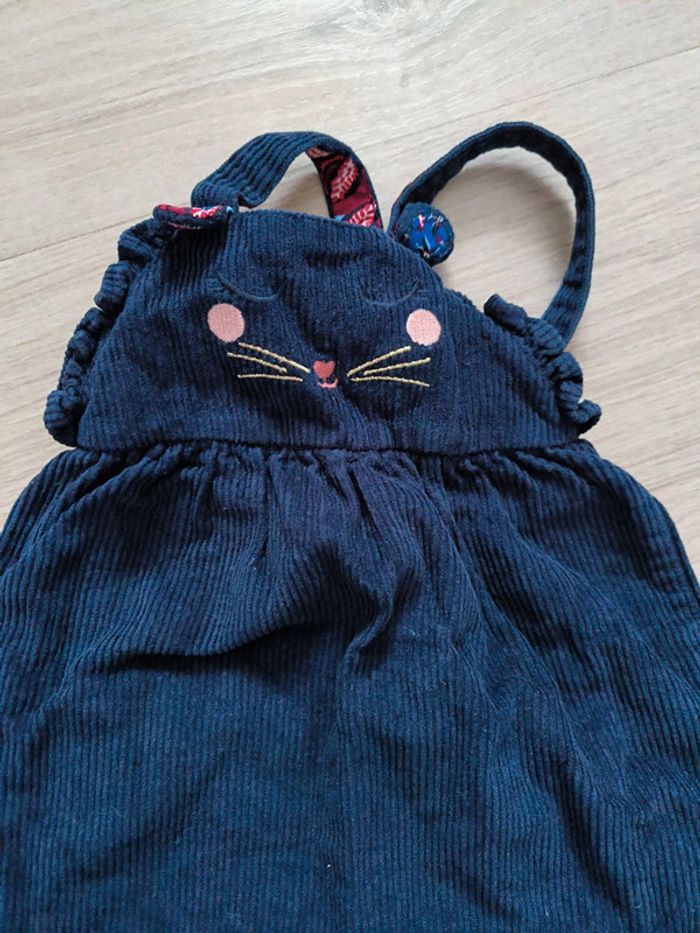 Robe courte en velours. Dpam 9 mois - photo numéro 2