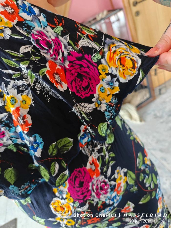 Belle robe fleurie à volants - photo numéro 5