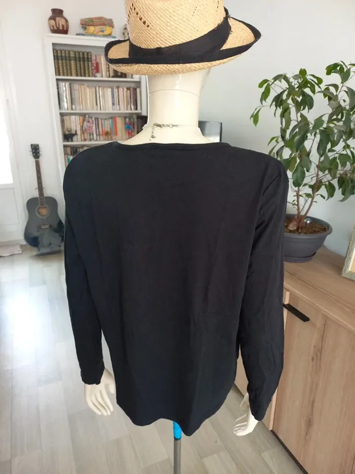 Pull noir femme 42/44 - photo numéro 4