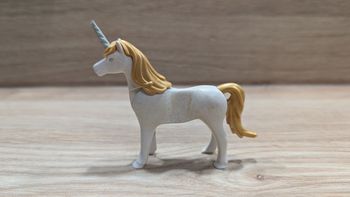Licorne playmobil