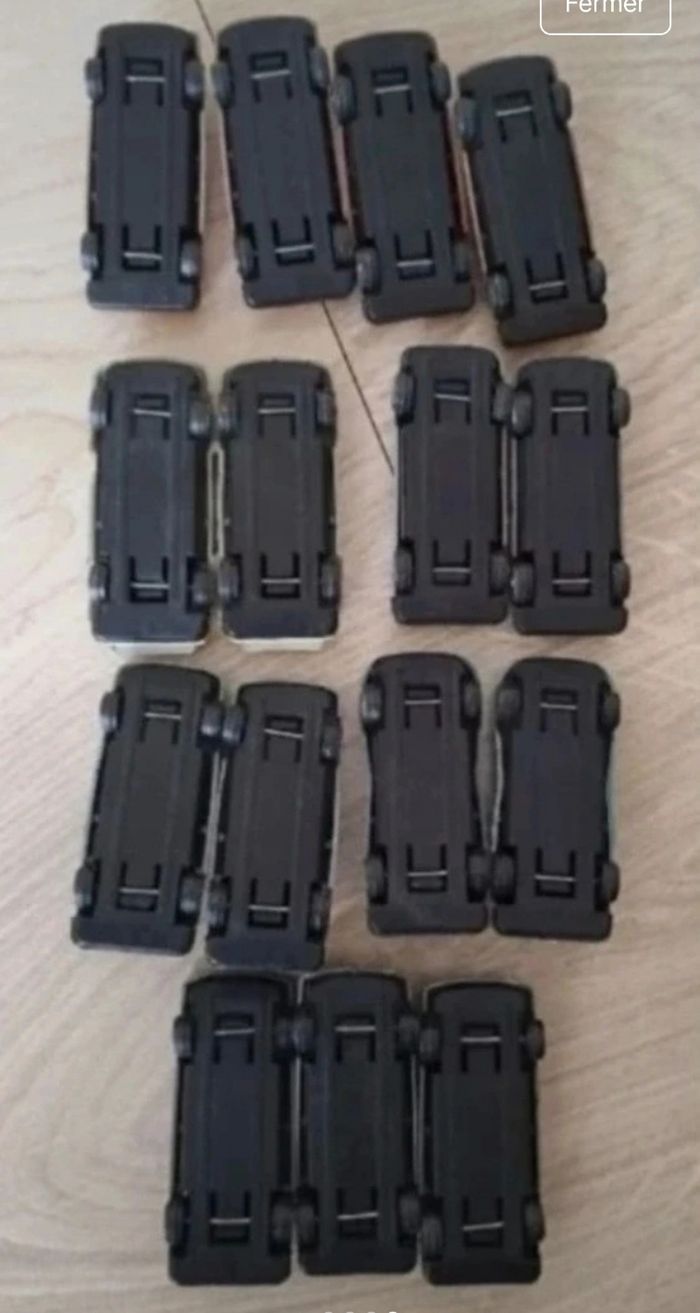 Lot de 15 petites voitures - photo numéro 6