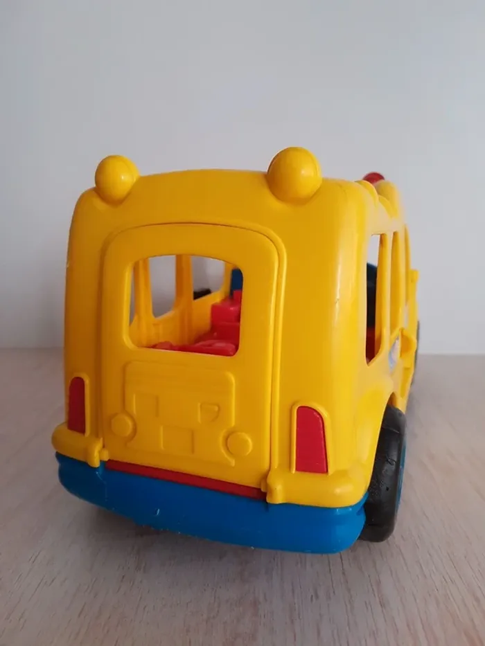 Bus scolaire musical jaune Little people de Fisher Price - photo numéro 16