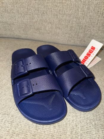 Claquettes MOSES bleu marine adulte – neuves avec étiquette