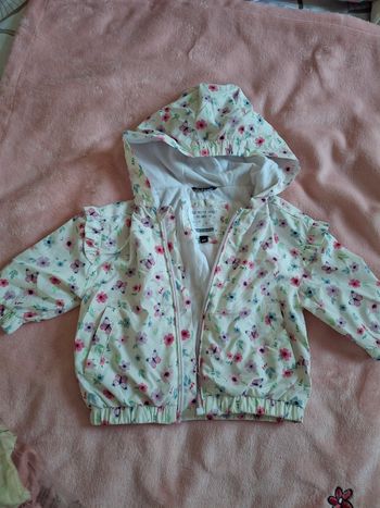 Coupe vent bebe fille