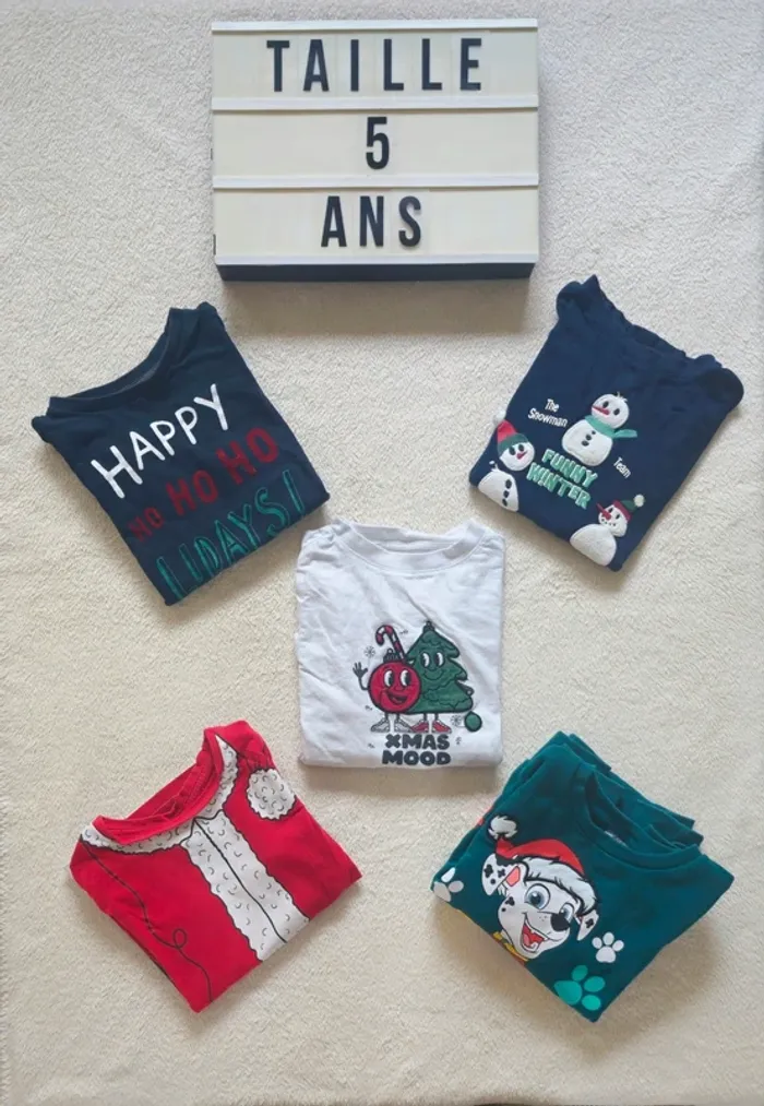 Lot de vêtements de Noël taille 5ans 🎄 - photo numéro 2