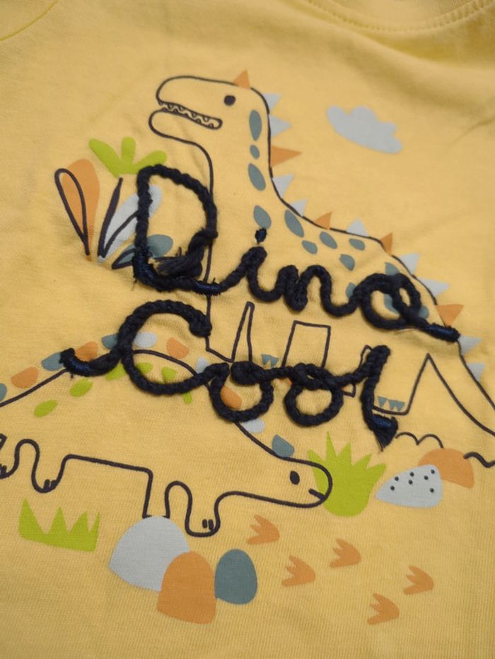 Tee-shirt jaune dino 12mois - photo numéro 2