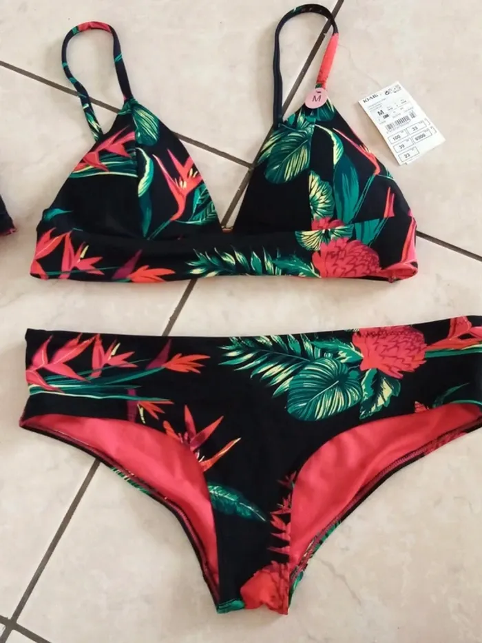 Bikini maillot de bain femme Kiabi taille M haut soutien gorge + bas slip - photo numéro 2