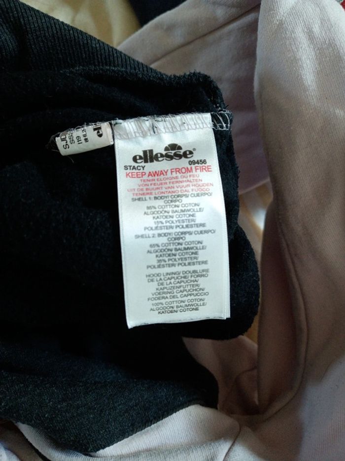 Mini sweat à capuche court ellesse taille 36 - photo numéro 7