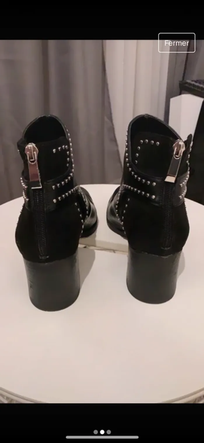 Bottines Noires cloutées (Zara) - photo numéro 2