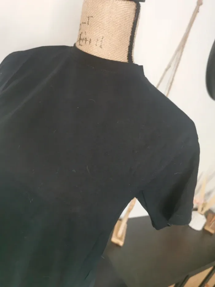 T-shirt. - photo numéro 4